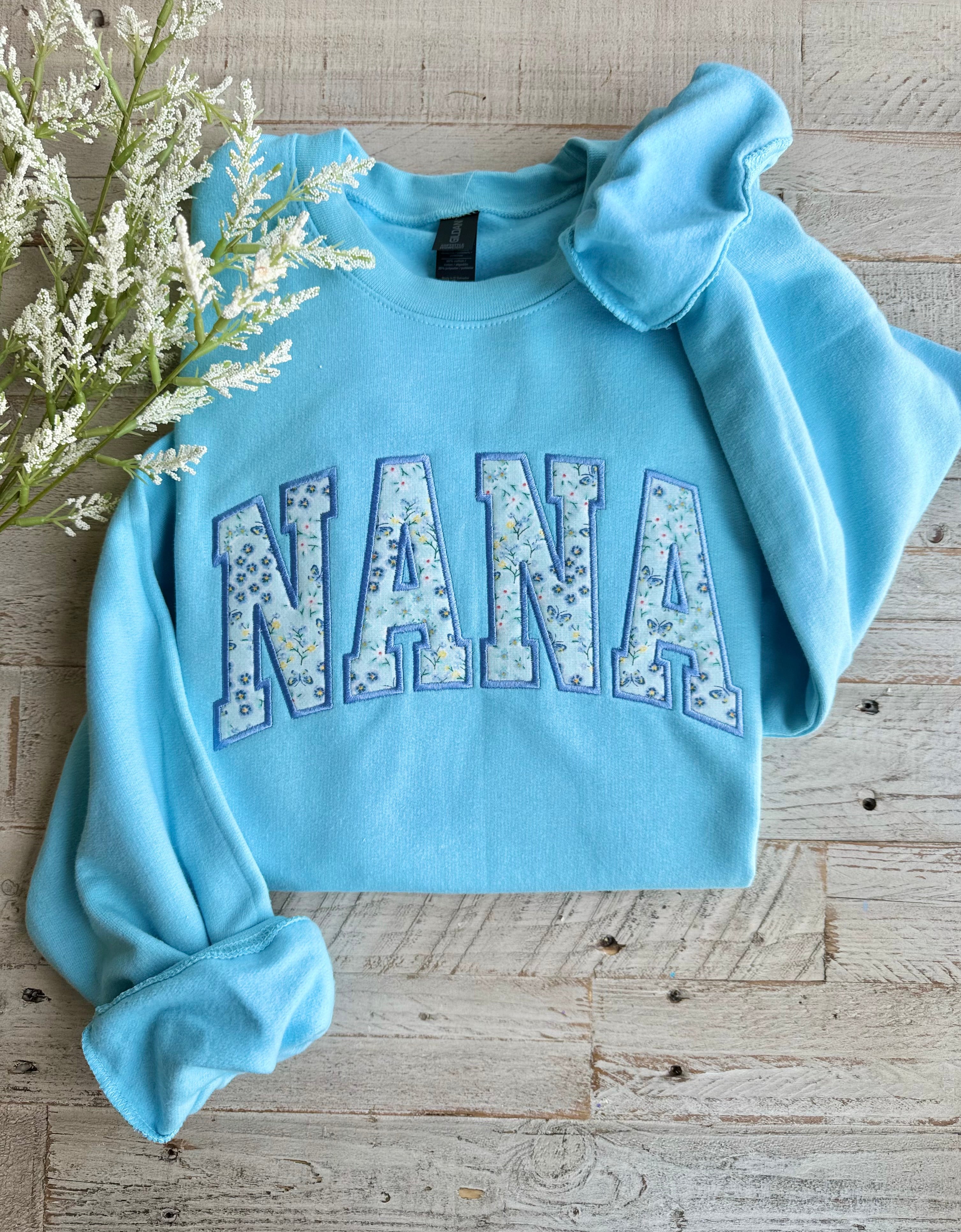 Nana applique crewneck